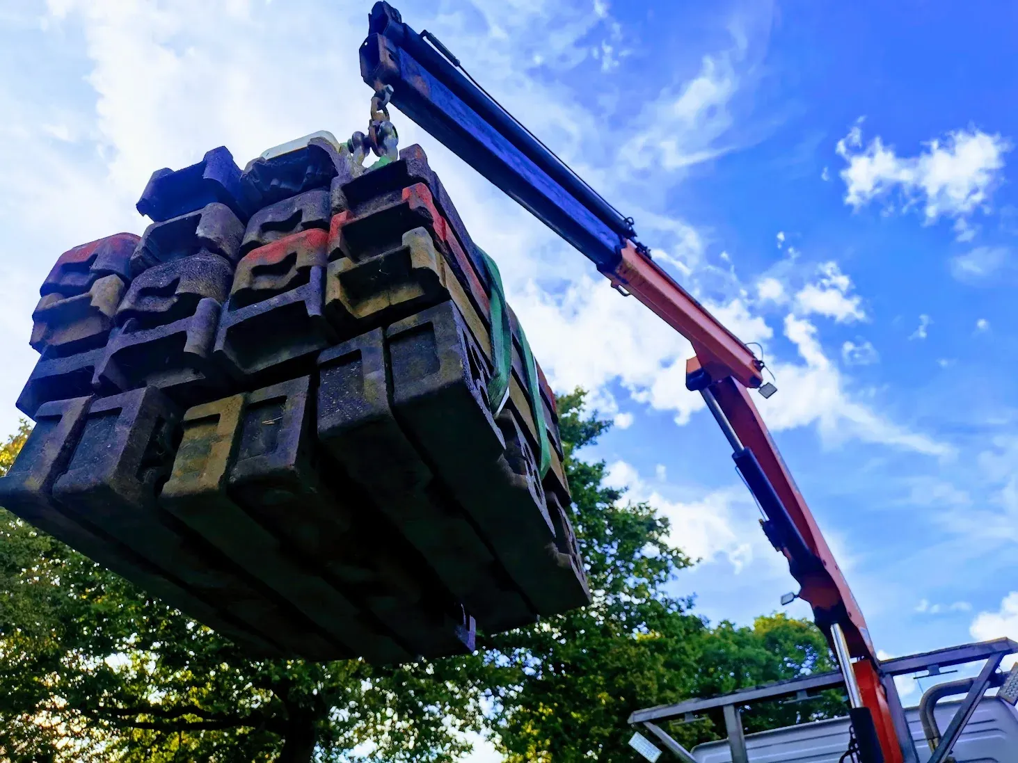 Timber and building materials delivery to a construction site